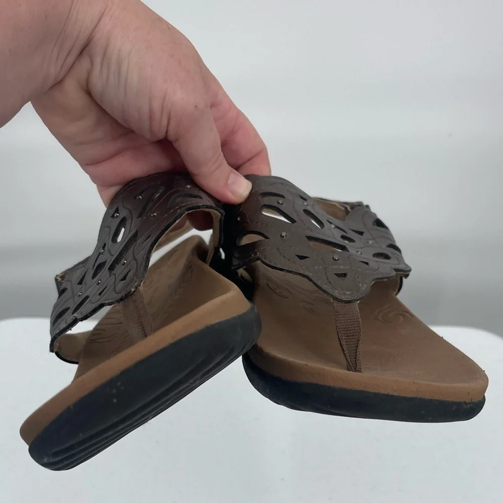 Rockport vegan leather thong comfort sandal